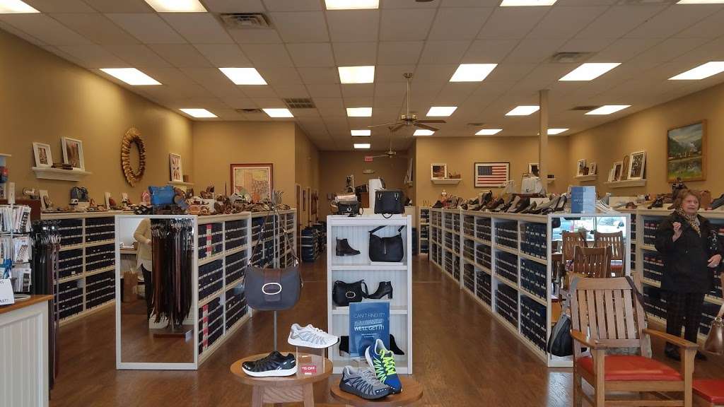 SAS Shoes | 2417 S Stemmons Fwy #104, Lewisville, TX 75067, USA | Phone: (972) 315-3807