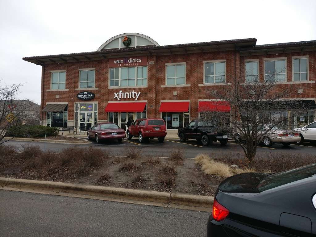 Xfinity Store by Comcast | 14225 S 95th Ave Suite 402, Orland Park, IL 60462 | Phone: (800) 266-2278