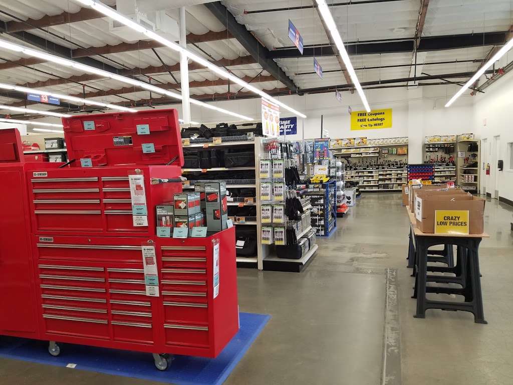 Harbor Freight Tools | 1750 W 6th St, Corona, CA 92882 | Phone: (951) 739-0244