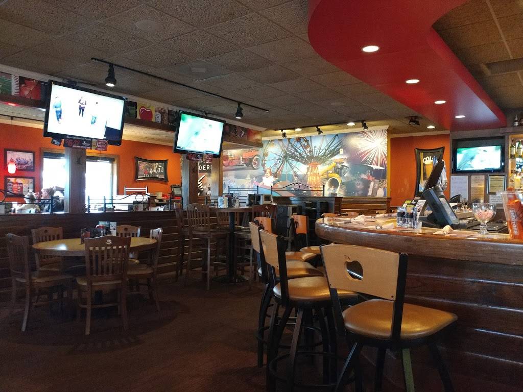 Applebees Grill + Bar | 1245 N Rock Rd, Derby, KS 67037, USA | Phone: (316) 788-7775