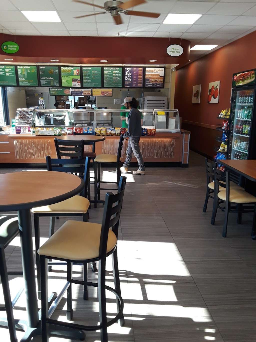 Subway | Chestnut Arbor Shopping Center, 2935 Matthews Weddington Rd unit 100, Matthews, NC 28104, USA | Phone: (704) 841-2748