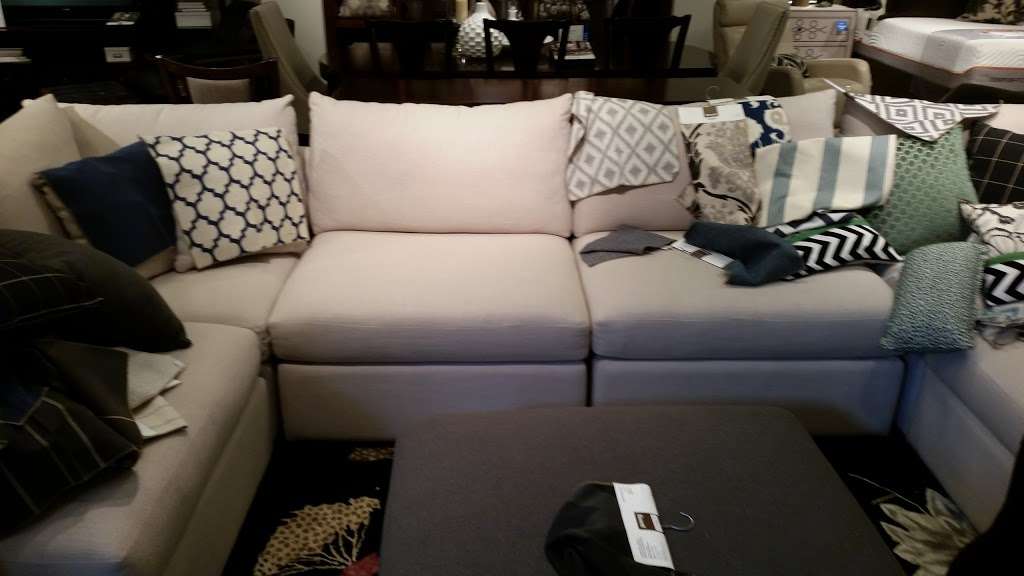 Bassett Home Furnishings | 90 Middlesex Turnpike, Burlington, MA 01803, USA | Phone: (781) 229-2918