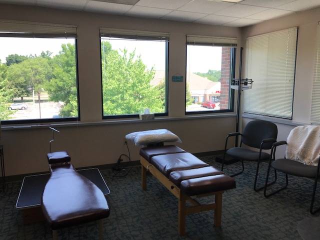 Robb Chiropractic | 100 River Pl UNIT 210, Monona, WI 53716 | Phone: (608) 222-7731