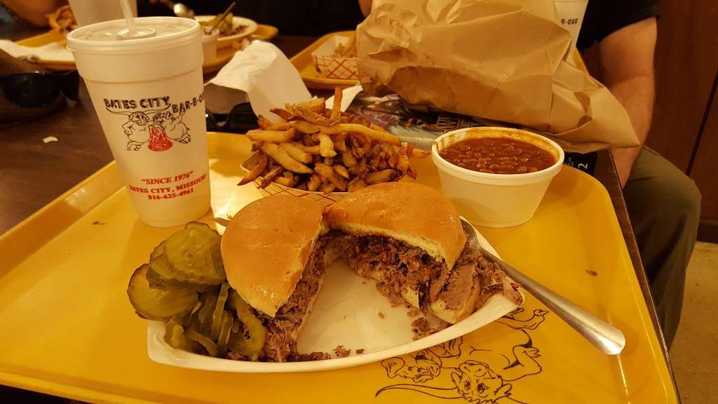 Bates City BBQ | 201 E Market St, Bates City, MO 64011 | Phone: (816) 625-4961