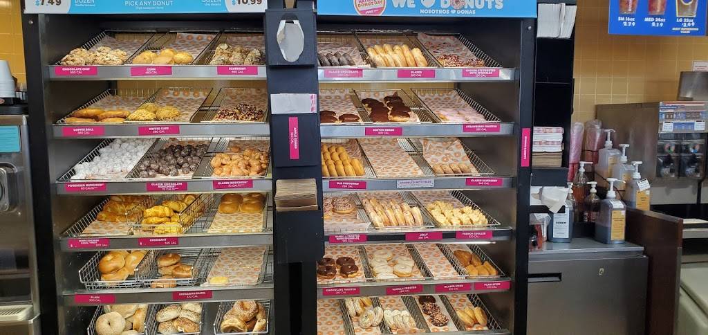 Dunkin | 430 NJ-17, Carlstadt, NJ 07072, USA | Phone: (201) 672-0020