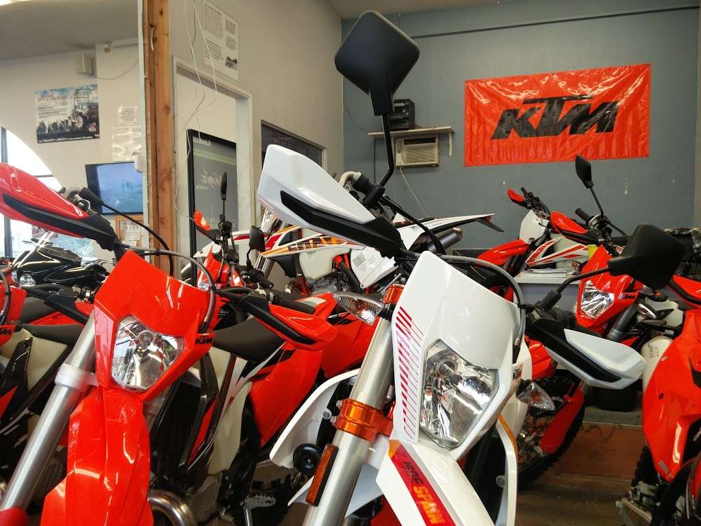 Moto United - LA - Yamaha Honda Kawasaki KTM | 14043 Whittier Blvd, Whittier, CA 90605 | Phone: (562) 945-3494