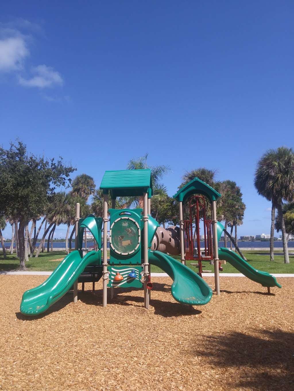 South Bryant Park | 100 S Golfview Rd, Lake Worth, FL 33460, USA