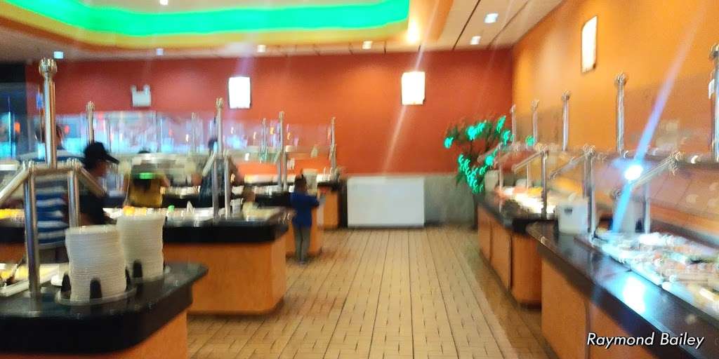 Saga Sushi Buffet & Hibachi | 1685 Lincoln Way E, Chambersburg, PA 17202, USA | Phone: (717) 263-6118