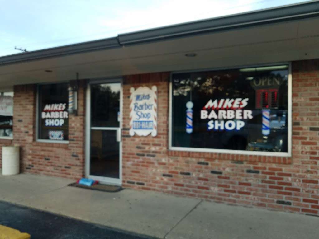 Mike’s Barber shop | 1255, 504 N Meridian St, Greenwood, IN 46143 | Phone: (317) 881-4247