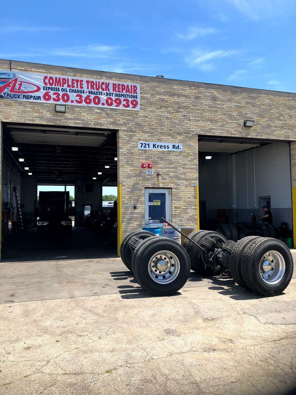 A1 TRUCK REPAIR INC | 721 Kress Rd, West Chicago, IL 60185, USA | Phone: (630) 360-0939