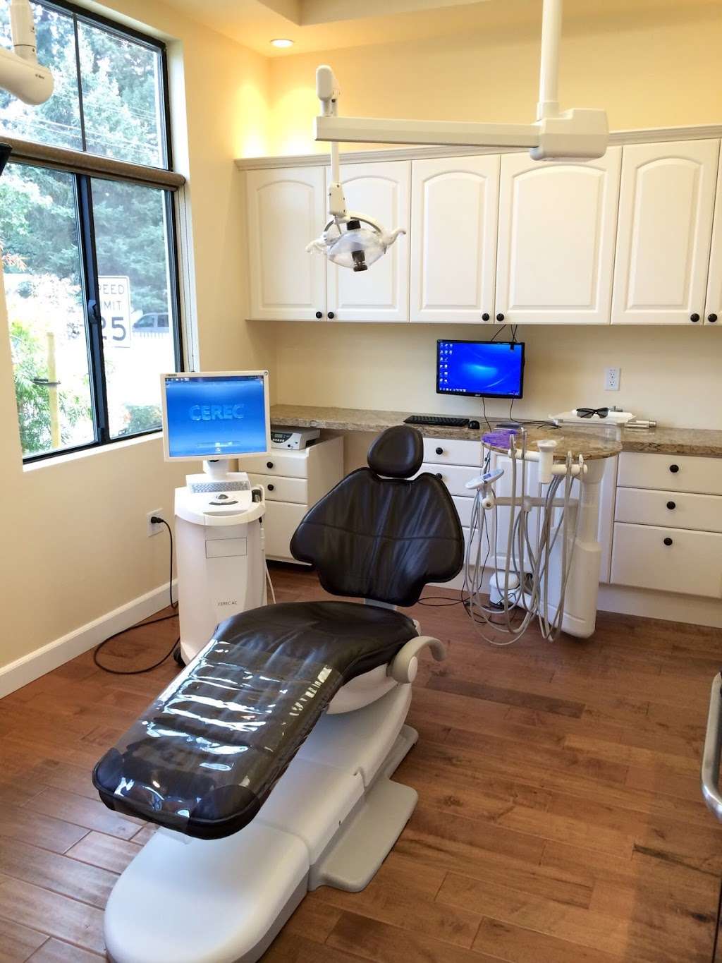 Center for Dental Implants and Dentistry | 2211 Olympic Blvd, Walnut Creek, CA 94595 | Phone: (925) 930-8488