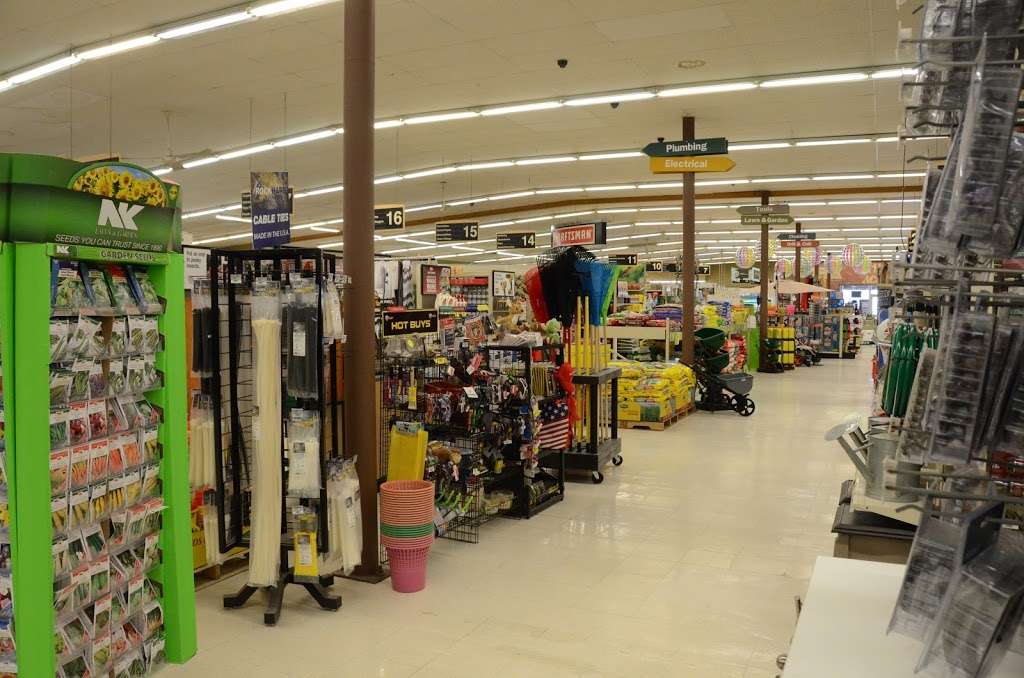 Whitmore Ace Hardware, 1105 S Water St, Wilmington, IL