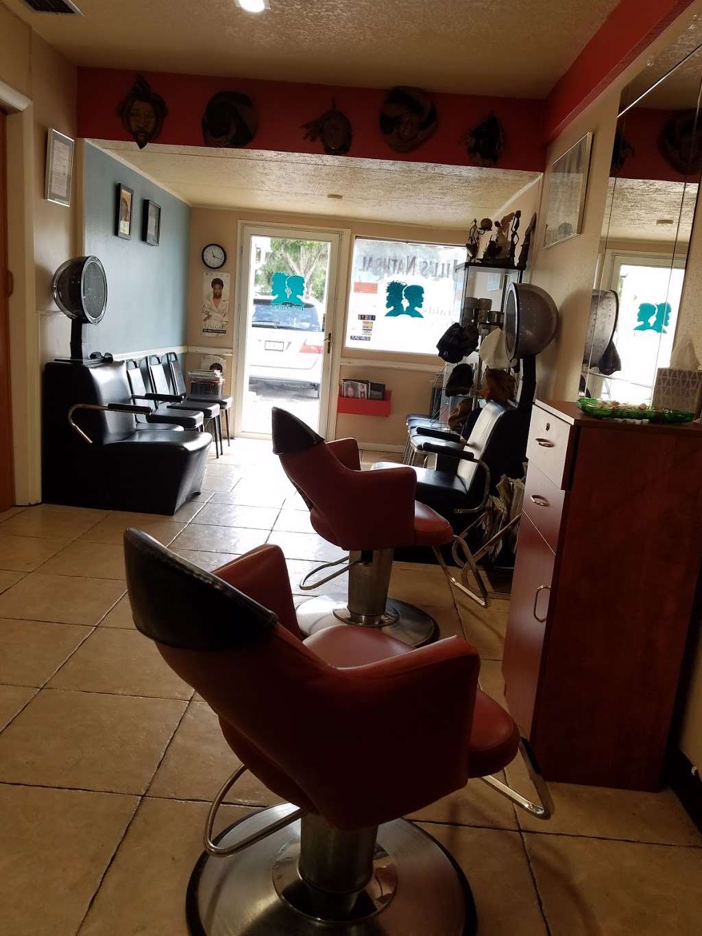Jills Natural Hair studio | 706 N Main St, Kissimmee, FL 34744, USA | Phone: (407) 931-1176
