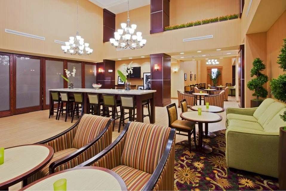 Hampton Inn & Suites Ft. Lauderdale/Miramar | 10990 Marks Way, Miramar, FL 33025, USA | Phone: (954) 430-5590