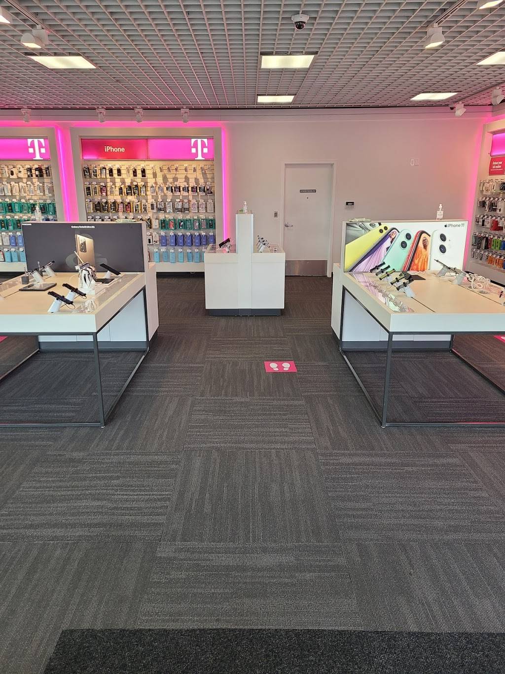 T-Mobile | 1391 E 120th Ave Unit A, Thornton, CO 80233, USA | Phone: (720) 377-1111