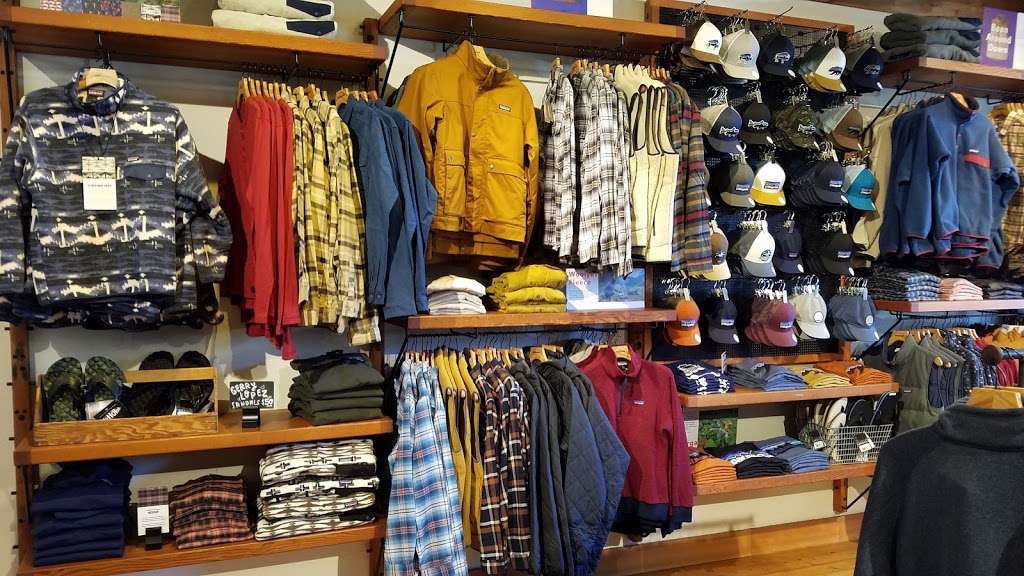 Patagonia Ventura | 235 W Santa Clara St, Ventura, CA 93001 | Phone: (805) 643-6074