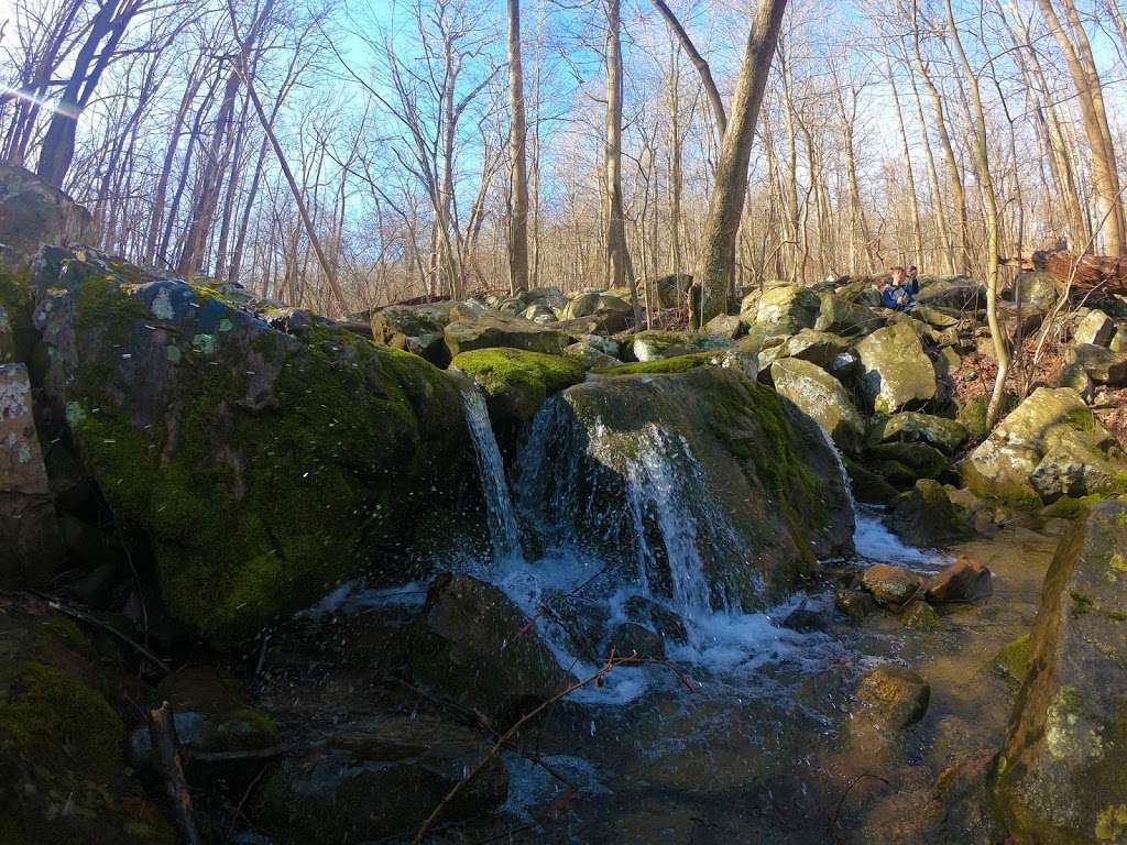 Applachian Trail Access Point | Pine Grove Rd, Bluemont, VA 20135, USA