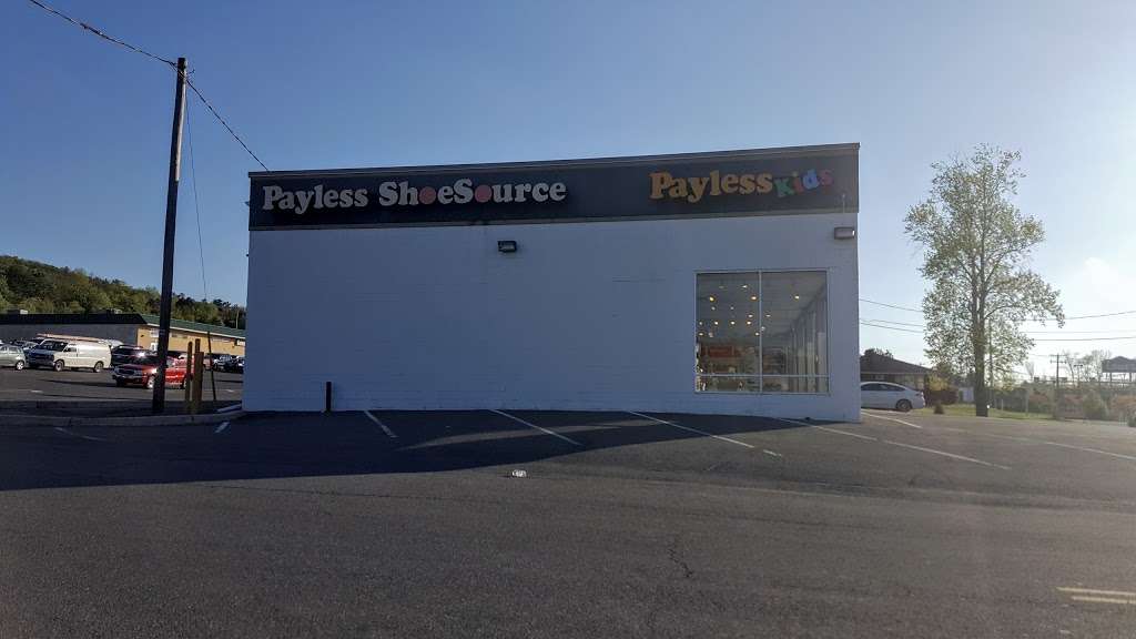 Payless ShoeSource | 1205 Blakeslee Blvd Dr E, Lehighton, PA 18235, USA | Phone: (570) 386-1186