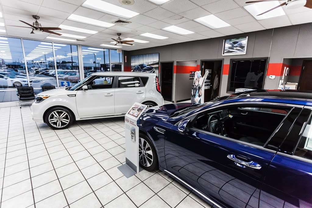 Bob Sight Independence Kia | 1700 S Noland Rd, Independence, MO 64055, USA | Phone: (816) 461-0200