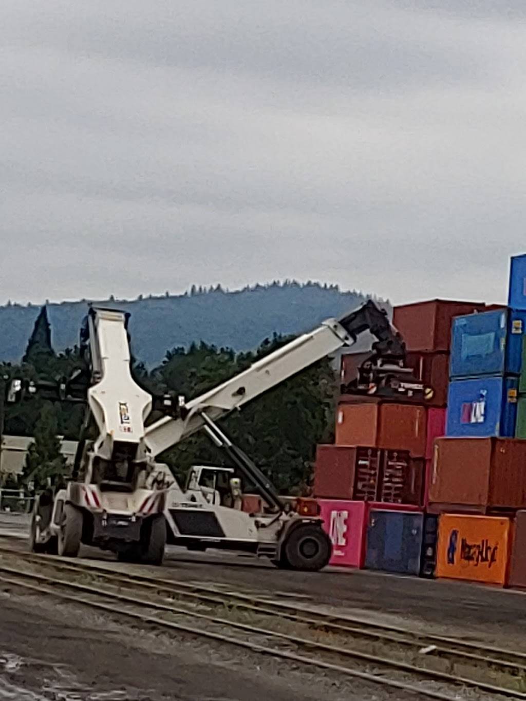 Northwest Container Services | 11920 N Burgard St, Portland, OR 97203, USA | Phone: (503) 286-4873