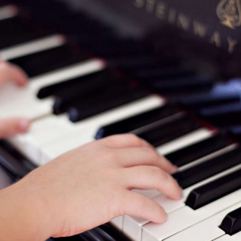 Piano Lessons | 4433 Leydon Ave, Woodland Hills, CA 91364, USA | Phone: (818) 235-4203