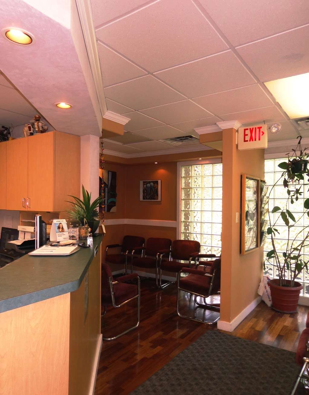 Bensalem Family Dentistry: Eisenbrock Michael L DDS | 3554 Hulmeville Rd #111, Bensalem, PA 19020 | Phone: (215) 638-9955