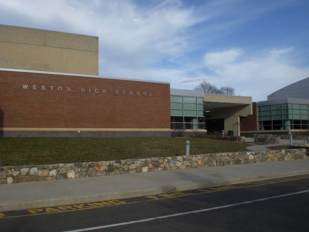 Weston High School | 115 School Rd, Weston, CT 06883, USA | Phone: (203) 291-1600