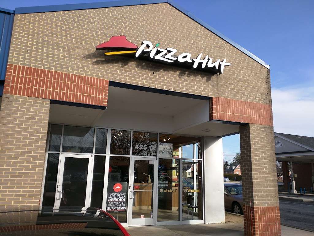 Pizza Hut | 425 S Jefferson St, Frederick, MD 21704, USA | Phone: (301) 662-1700