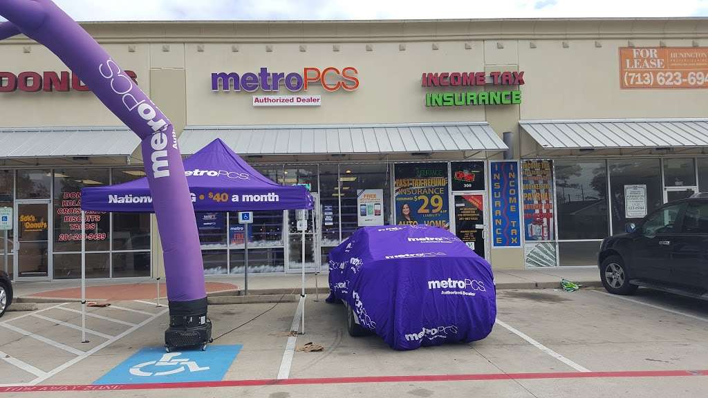 Metro by T-Mobile | 22424 Imperial Valley Dr Suite 400, Houston, TX 77073, USA | Phone: (281) 645-4541