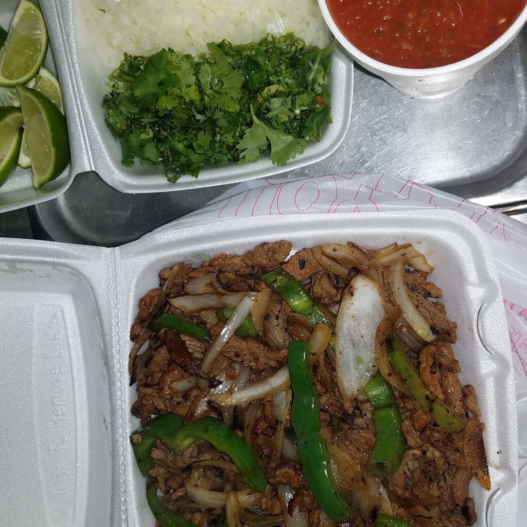 Zaragozas Mexican Restaurant | 139 Brazosport Blvd N, Clute, TX 77531