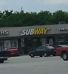 Subway Restaurants | 9629 Spencer Hwy, La Porte, TX 77571, USA | Phone: (281) 476-0047