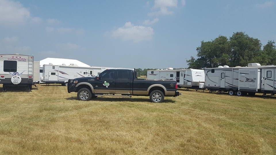 Curls RV Rental | 135 Arabian Stallion Run, Dale, TX 78616, USA | Phone: (512) 312-6153