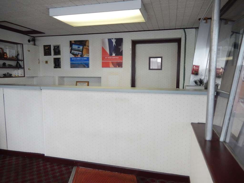 Motel 6 Bordentown NJ | 3312 US-206, Bordentown, NJ 08505, USA | Phone: (609) 298-3355