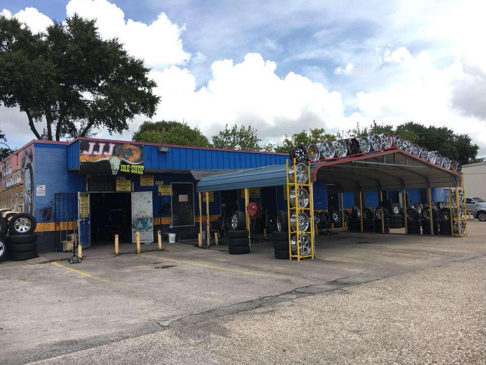 JJJ tire shop | 1398 W Gulf Bank Rd, Houston, TX 77088 | Phone: (832) 622-0009