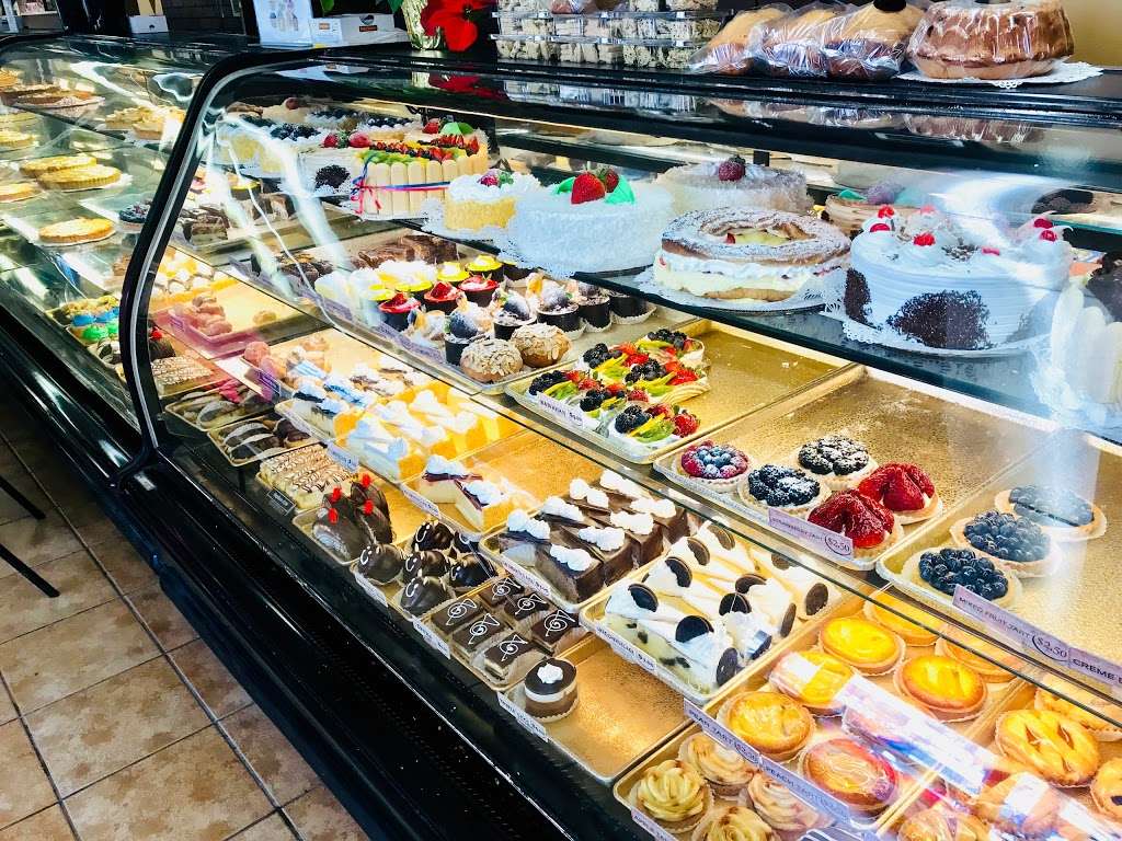 Village French Bakery | 1414 W Kenneth Rd, Glendale, CA 91201 | Phone: (818) 241-2521