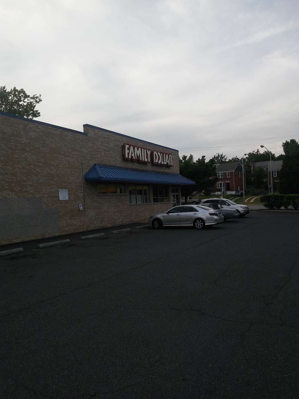 Family Dollar | 3615 E Northern Pkwy, Baltimore, MD 21206, USA | Phone: (410) 319-7493