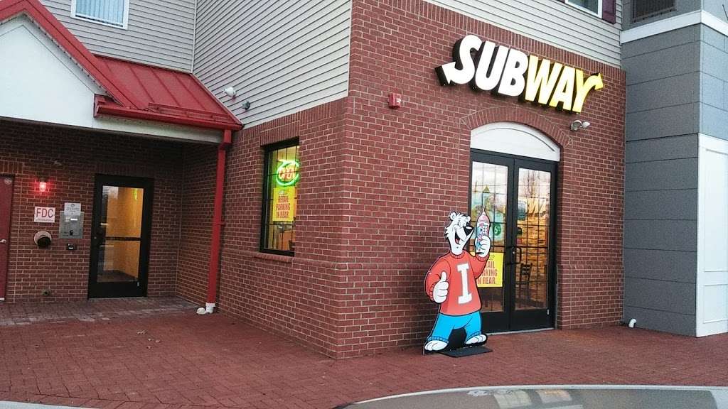 Subway | 101 Roosevelt Ave, Carteret, NJ 07008, USA | Phone: (732) 366-4106