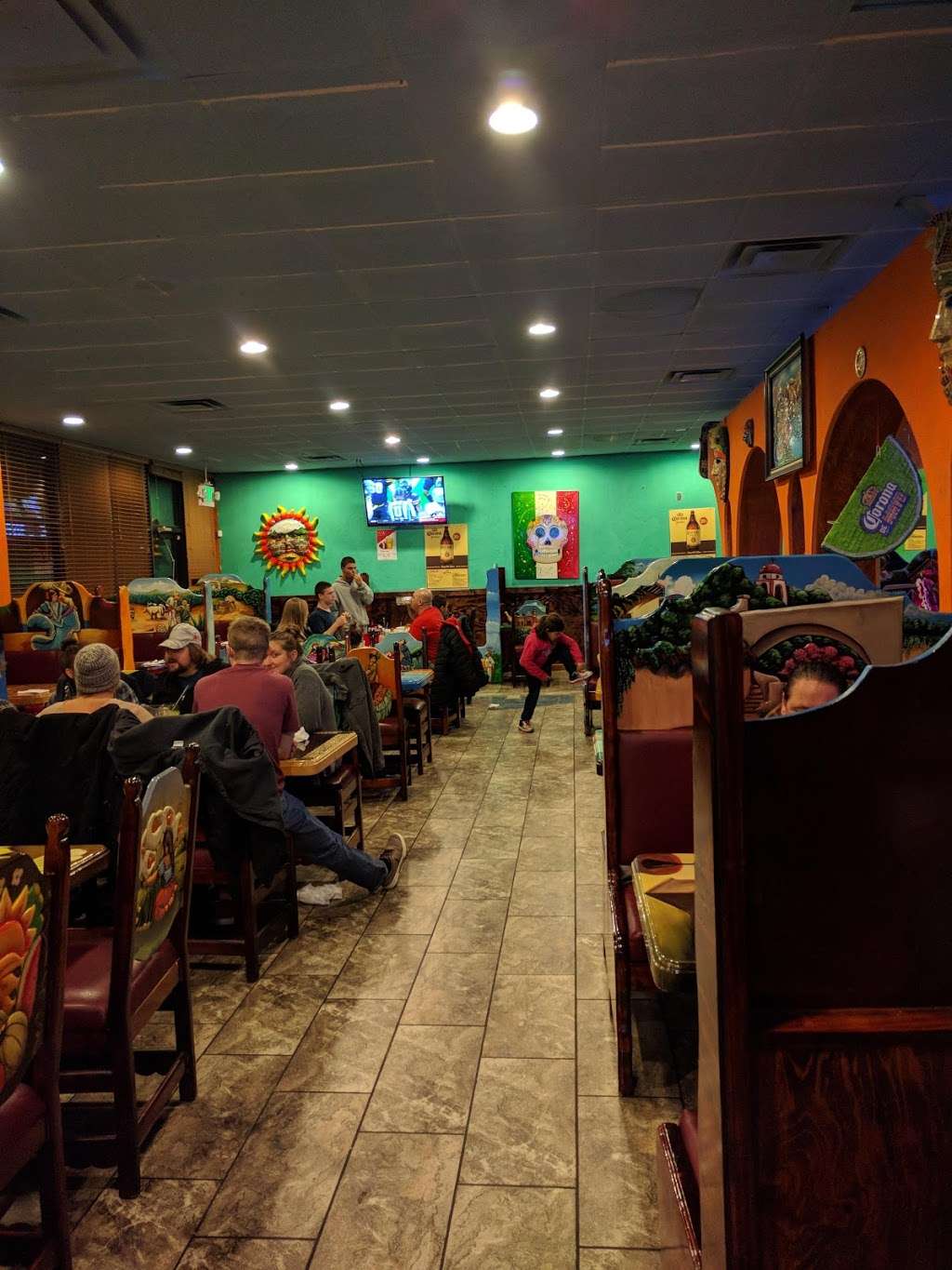 Rositas Mexican Restaurant | 2310 W Southport Rd, Indianapolis, IN 46217, USA | Phone: (317) 893-4623