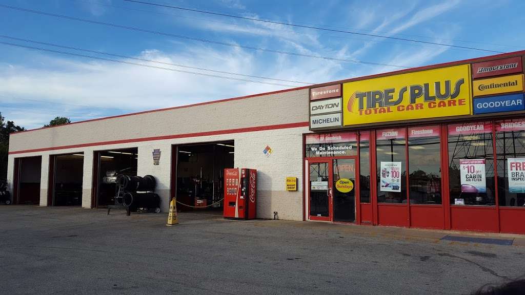 Tires Plus | 1500 Ridge Pike, Conshohocken, PA 19428, USA | Phone: (484) 685-5577