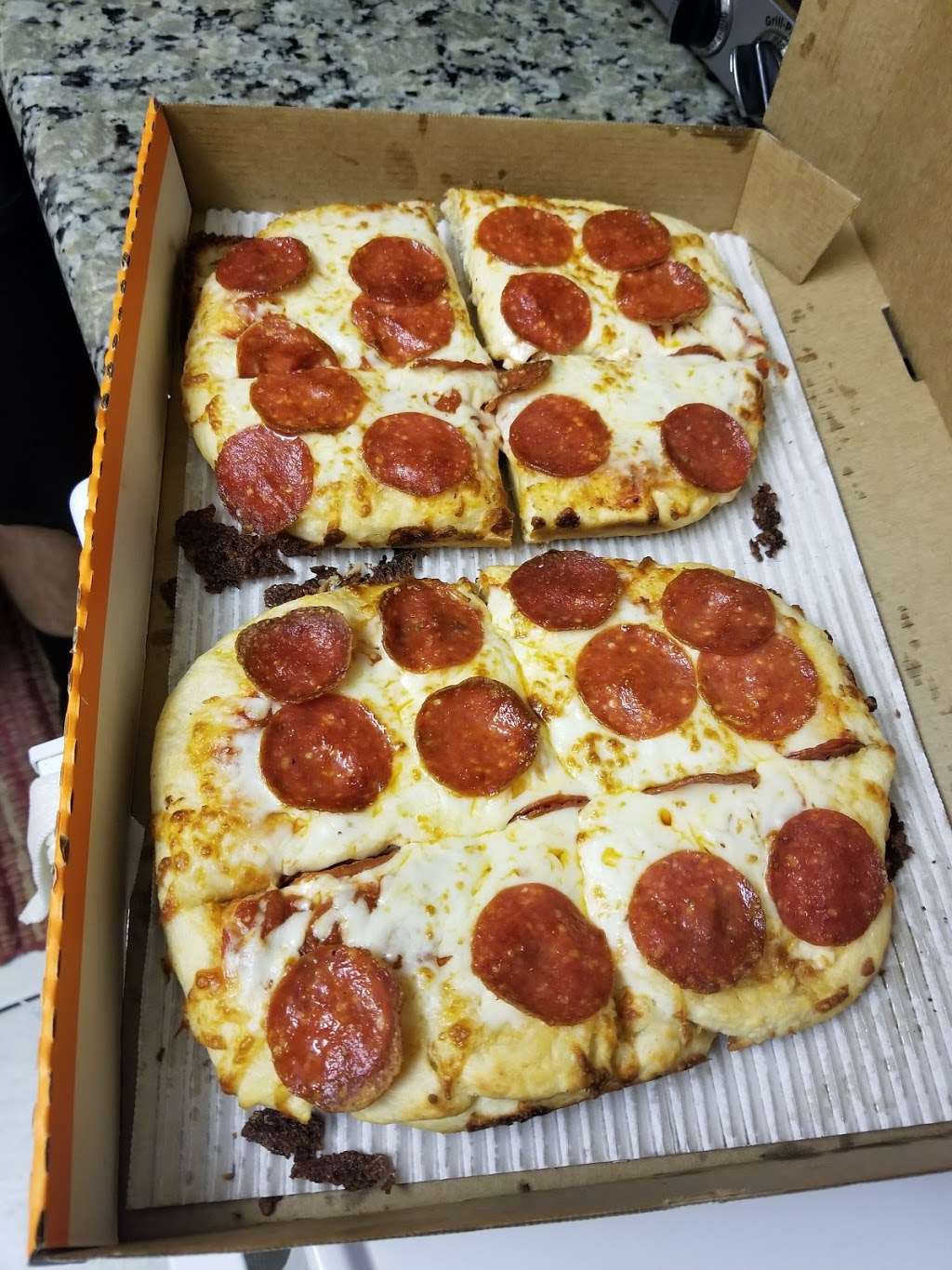 Little Caesars Pizza | 4077 W Ave L, Lancaster, CA 93536, USA | Phone: (661) 943-8833