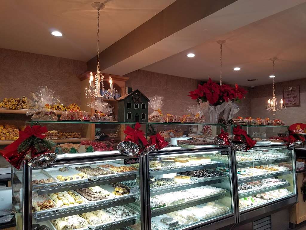 Annadale Bakery | 821 Annadale Rd, Staten Island, NY 10312 | Phone: (929) 284-3400