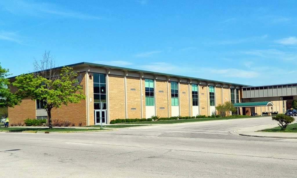 New Tech High - Zion-Benton East | 1634 23rd St, Zion, IL 60099, USA | Phone: (847) 731-9800