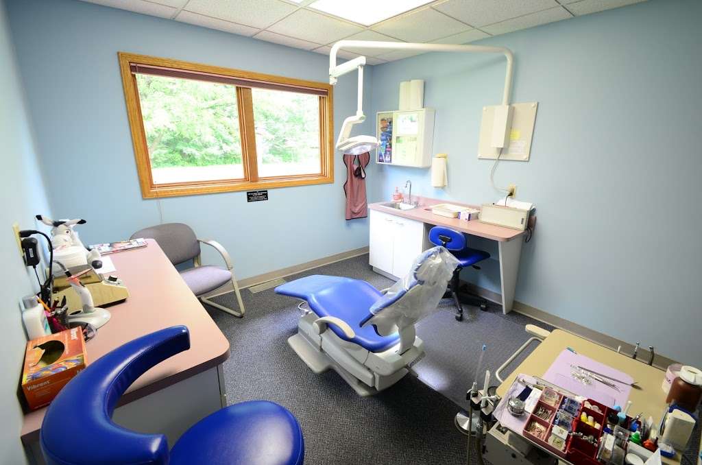 Lucas Stephen L DDS | 423 Sand Creek Dr N, Chesterton, IN 46304, USA | Phone: (219) 926-8618