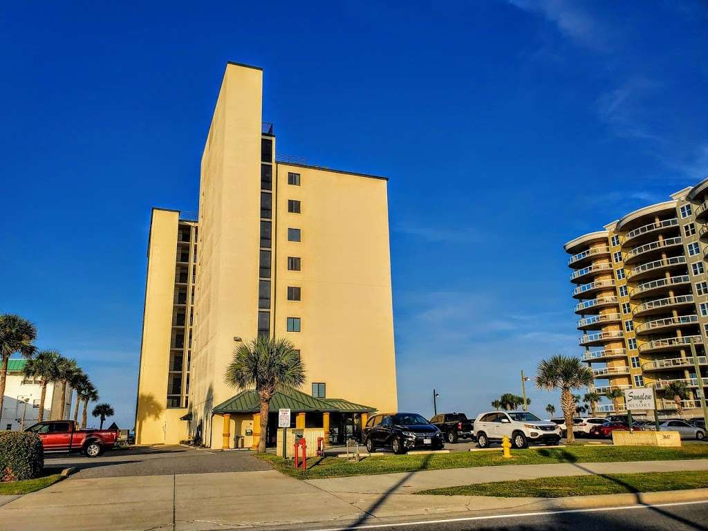 Sunglow Resort 105 | 3647 S Atlantic Ave, Daytona Beach Shores, FL 32118, USA | Phone: (914) 312-7566