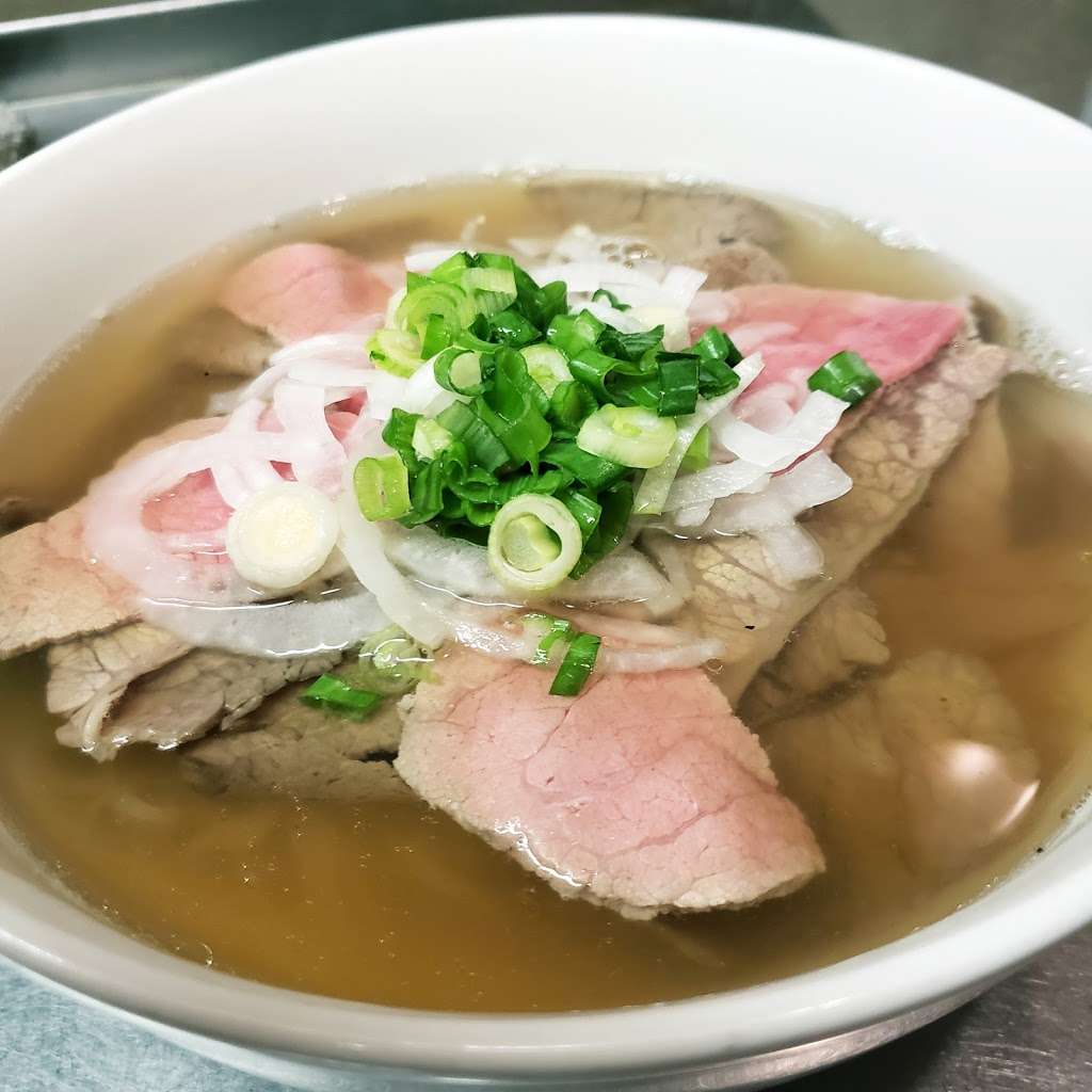 Pho Hau Restaurant | 12089 W Alameda Pkwy, Denver, CO 80228 | Phone: (303) 988-0755