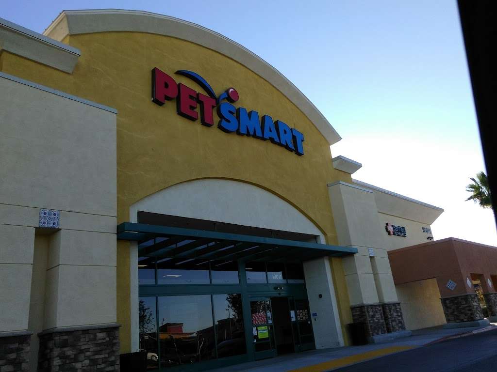 PetSmart | 19011 Bear Valley Rd, Apple Valley, CA 92308, USA | Phone: (760) 240-8119