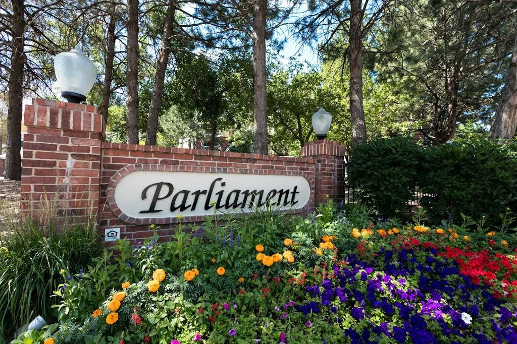 Parliament Apartments | 4363 S Quebec St, Denver, CO 80237, USA | Phone: (855) 327-8886