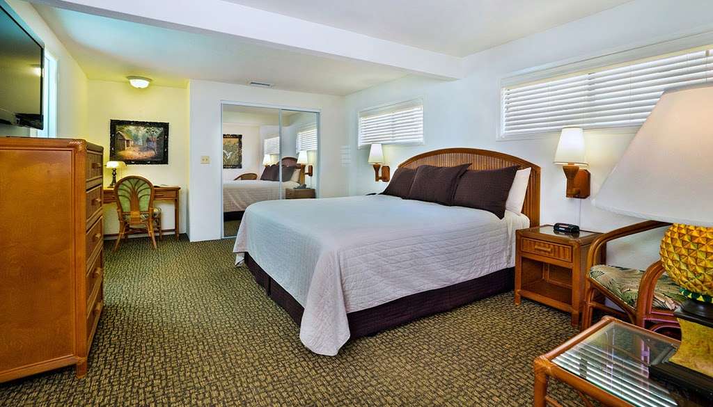 Pantai Inn | 1003 Coast Blvd, La Jolla, CA 92037, USA | Phone: (858) 224-7600