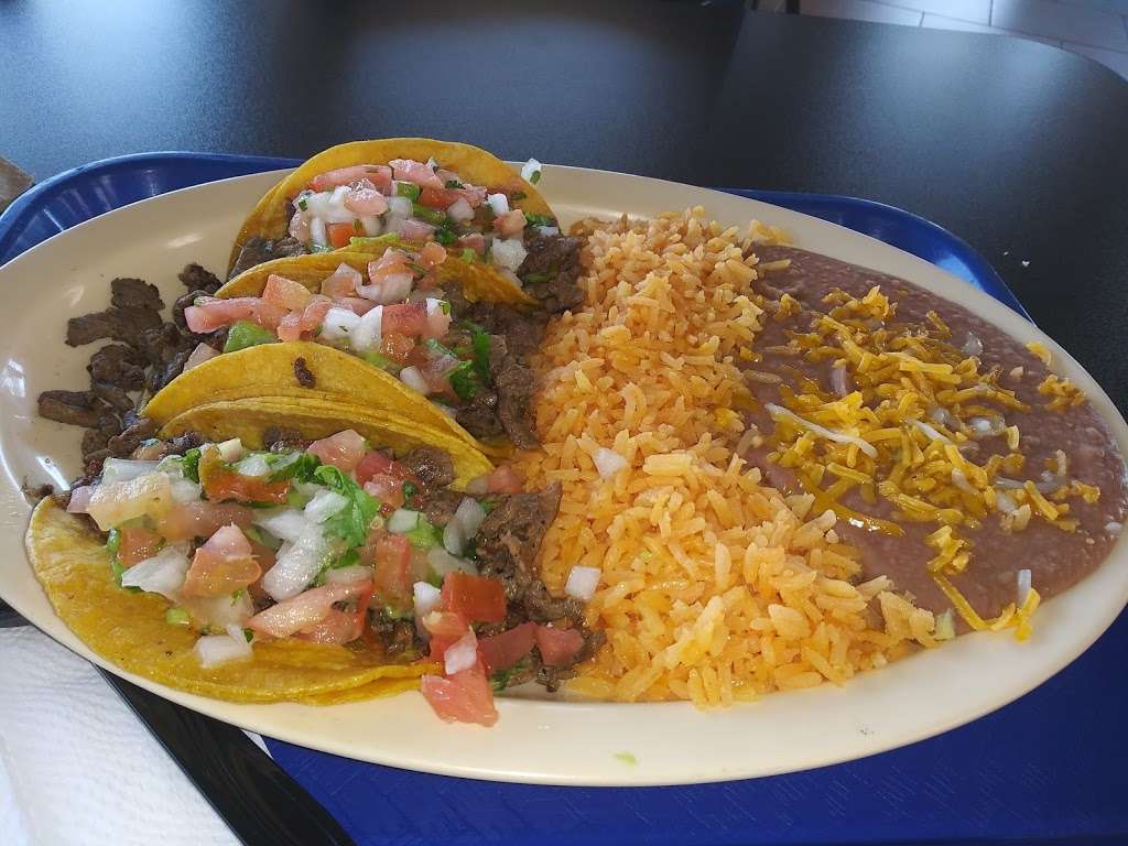 Rancho Nuevo Mexican Grill & Seafood | 8290 W Camelback Rd, Glendale, AZ 85303, USA | Phone: (623) 399-6916