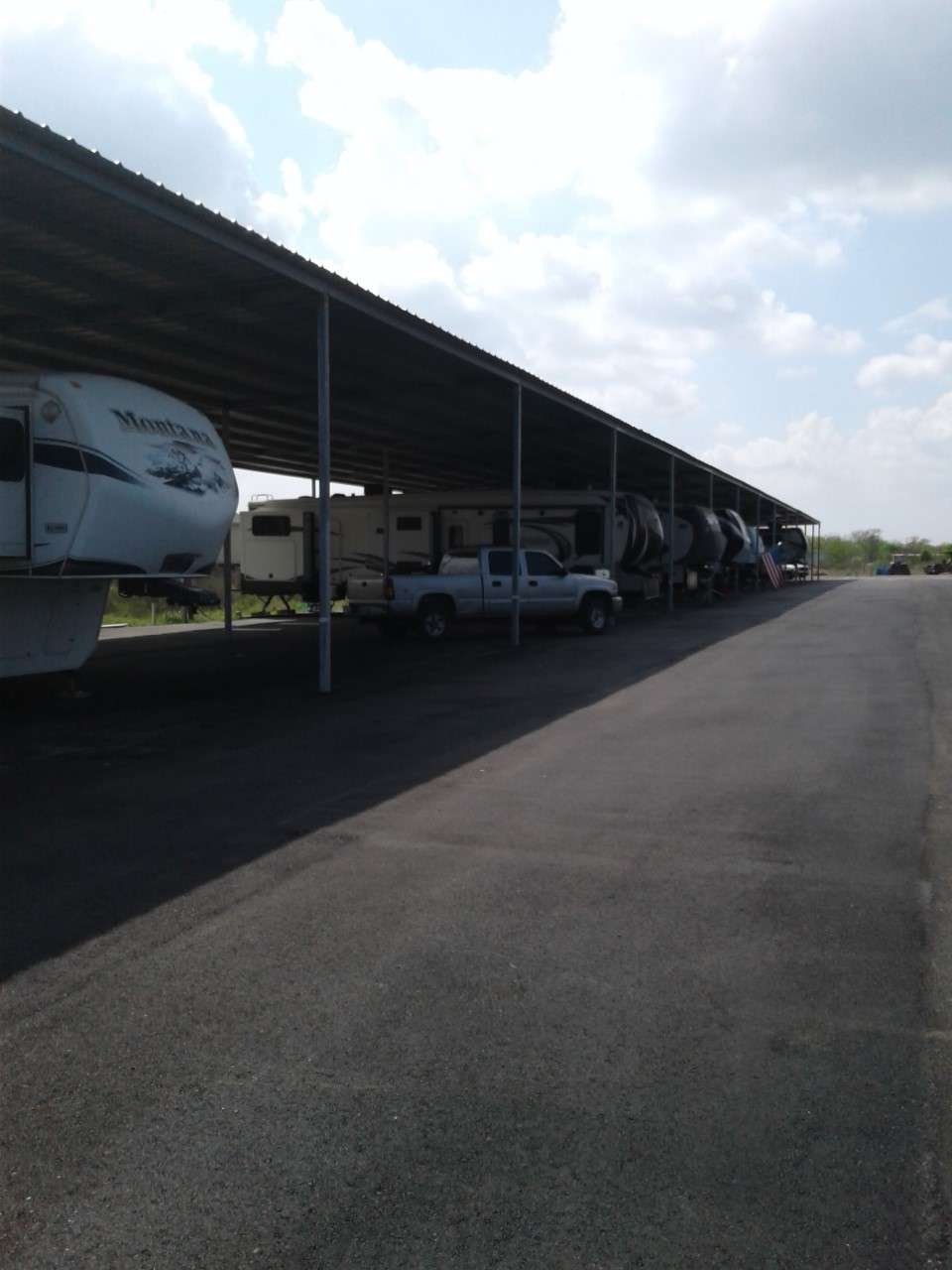 UNDERCOVER RV PARK | 830 23rd St, San Leon, TX 77539 | Phone: (713) 472-8181